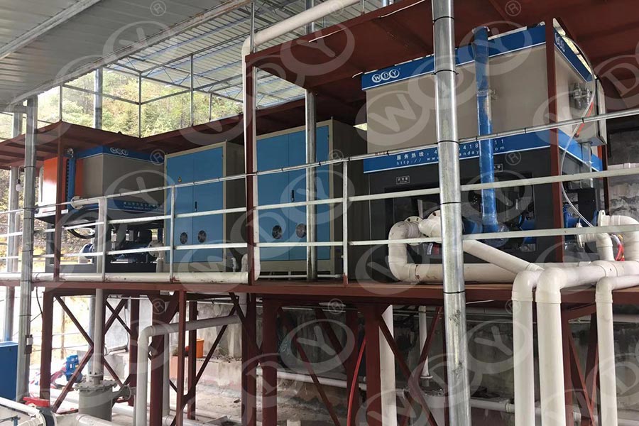 湖南桂东水洗高岭土香蕉污视频直播设备使用操逼视频大香蕉